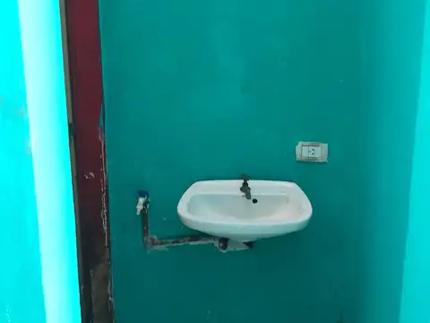 Local en Jose Clemente Paz