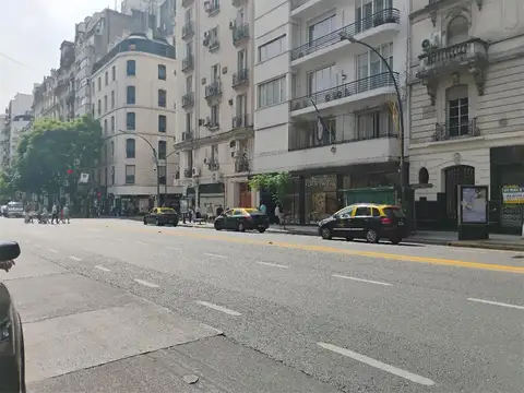 Local en Alquiler en Recoleta, USD 9.000