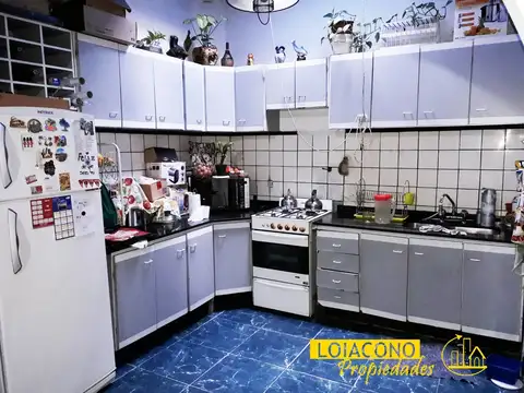 Casa 5 amb con fondo libre y garaje pasante - LOIACONO PROPIEDADES