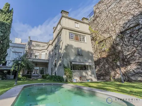 Casa de 9 ambientes en Venta - Belgrano R