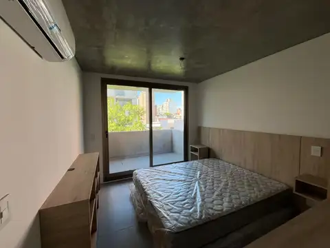 Departamento en Alquiler en Abasto, $ 450.000