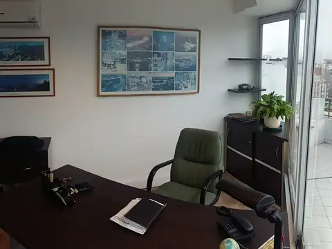 Av. 9 de julio Centro 130m2 de oficina amueblado