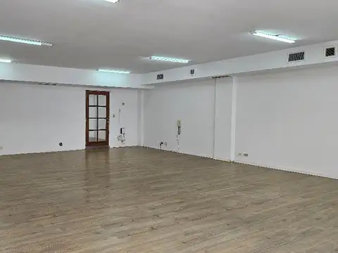 Oficina en Alquiler 35 años