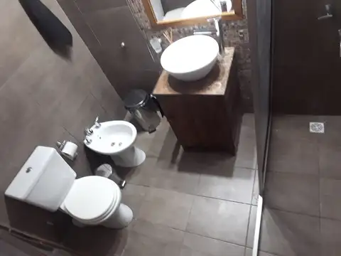 SE VENDE CASA EN BARRIO ROMA