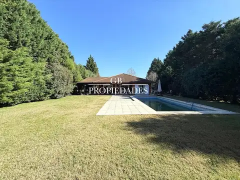 Venta de Casa 5 AMBIENTES en St. Mathews Village, Pilar