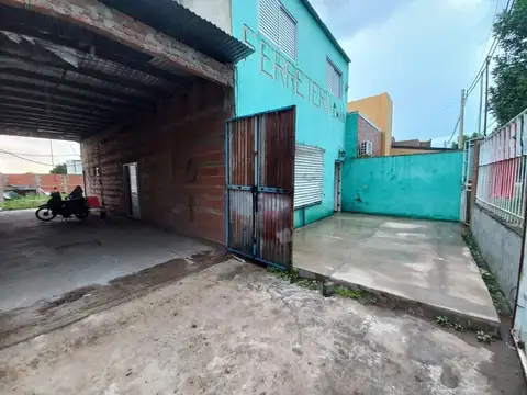 VENTA CASA C/ LOCAL FRENTE A PLAZA -ÁNGEL GALLARDO