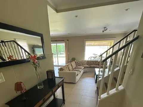 Casa en Venta en San Isidro Labrador, USD 370.000
