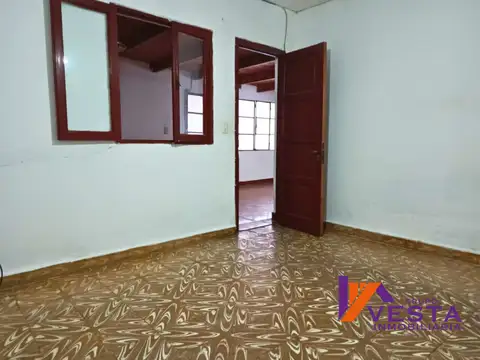 Depto Tipo Casa en Venta 50 años