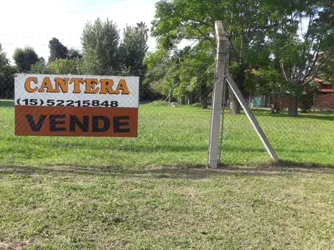 Terreno en Venta en Parque Del Oeste, USD 1