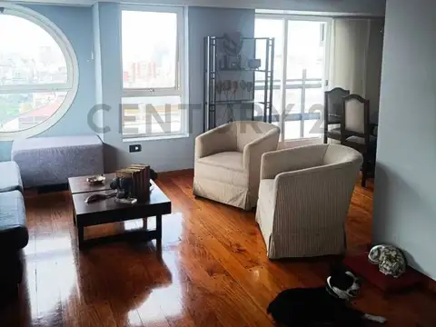 Departamento en Venta de 6 ambientes