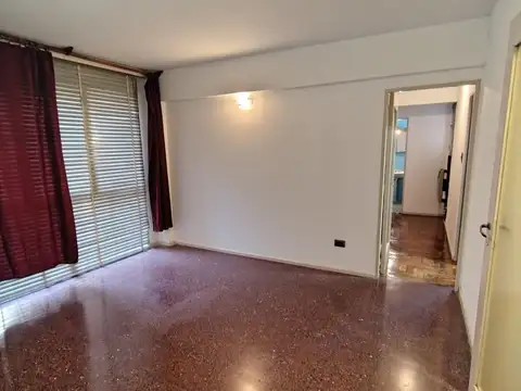 Departamento 5 ambientes con 1 baño