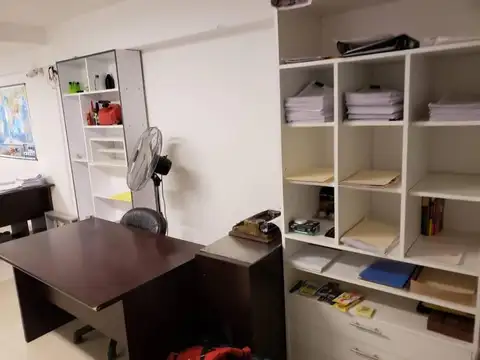 Oficina en Venta al Este