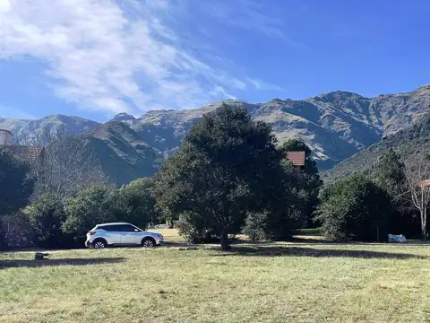 Hocico Esq. De Las Vertientes