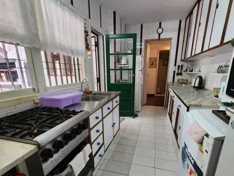 Casa en venta en Zona Golf sobre calle Fragata la Victoria