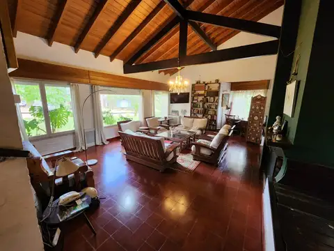 Casa en Venta en Zona Golf, USD 230.000