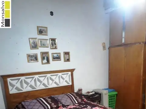 Merlo – Casa a 1 Cda. de la Escuela N° 19