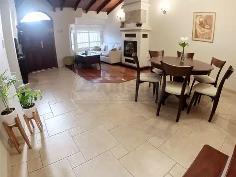 Casa en Venta en San Nicolás, USD 280.000