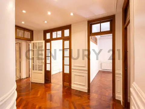 Oficina en Alquiler 96 años