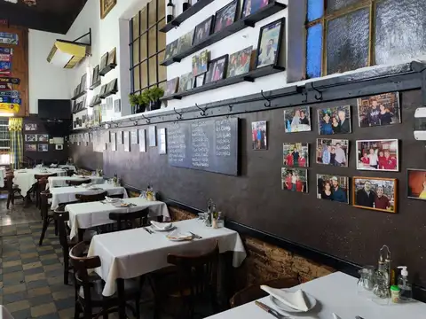 Local en Venta 114 años