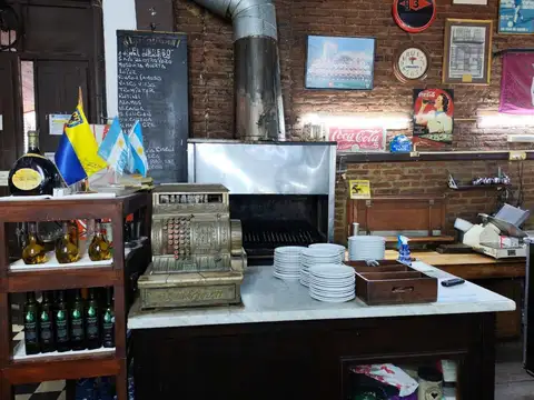 Local en Venta en Boca, USD 690.000