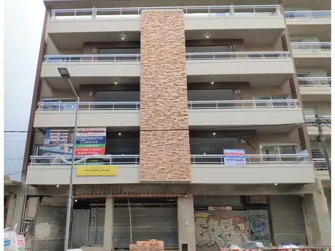 COCHERA EN VILLA BALLESTER CENTRO DESCUB O CUBIERTA