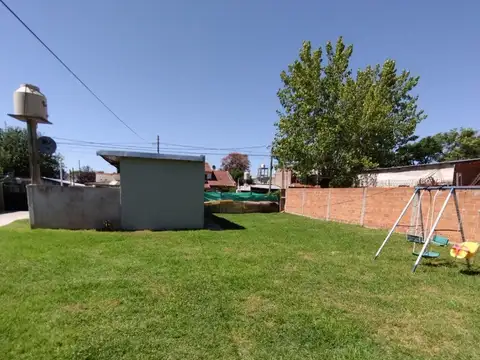 Casa 5 ambientes con 3 baños