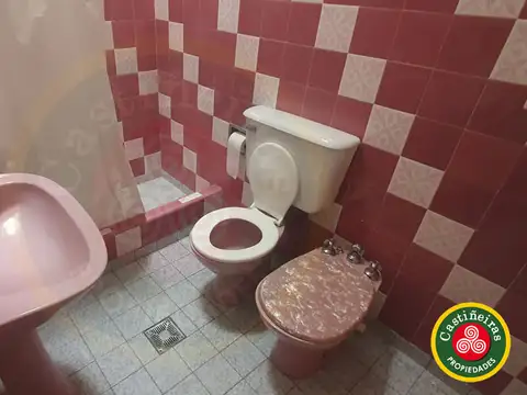 Depto Tipo Casa en Venta 80 años