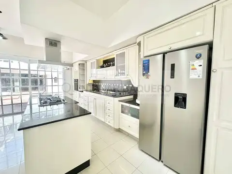 Casa en Venta al Este