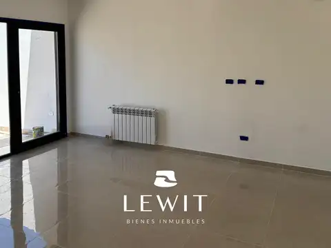 Depto Tipo Casa en Venta con 1 cocheras