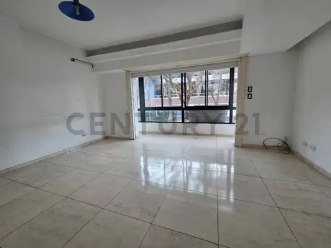 VENTA PH 4 AMBIENTES + QUINCHO EN MONTE CASTRO