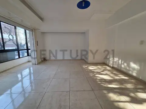 Depto Tipo Casa en Venta en Monte Castro, USD 199.000