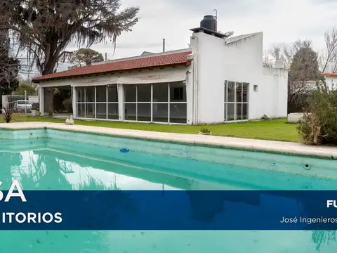 Venta Casa 3 dormi. Pileta. Jardín. Terreno 982 m2