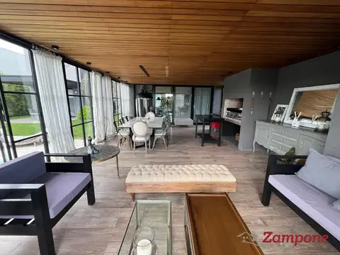 Casa en Alquiler en Pilar, USD 3.500