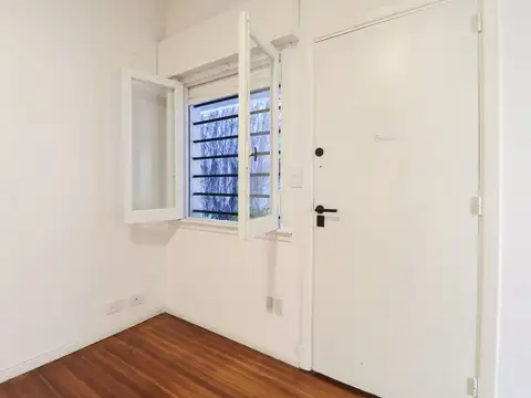 Depto Tipo Casa en Venta 50 años