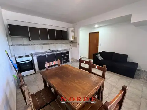 Depto Tipo Casa en Alquiler en Parque Avellaneda, $ 750.000