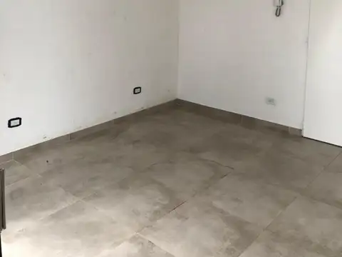 Local en Alquiler en Quilmes, $ 700.000