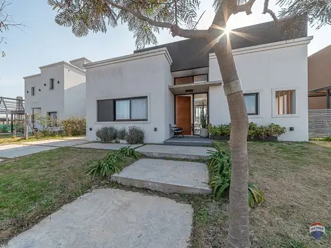 CASA 4 AMBIENTES VENTA SAN RAMON PILAR DEL ESTE