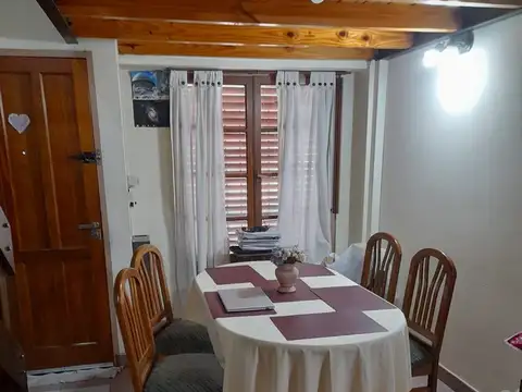 Depto Tipo Casa 2 ambientes con 1 baño