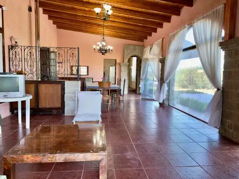 VENTA CASA POTRERO DE GARAY 3 DORM VISTA AL LAGO