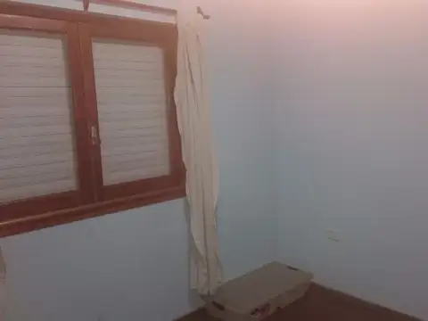 Casa en Venta en Castelar, USD 150.000