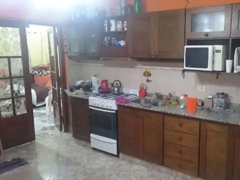 Casa en Venta con 10 cocheras