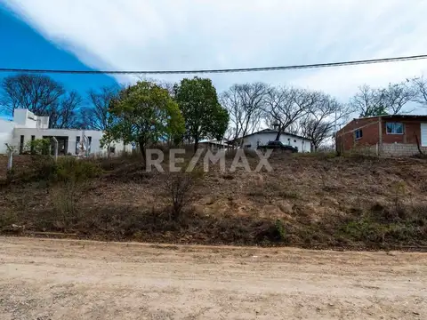 Vaqueros. Lares de la Inmaculada. Mza M. Lote 100