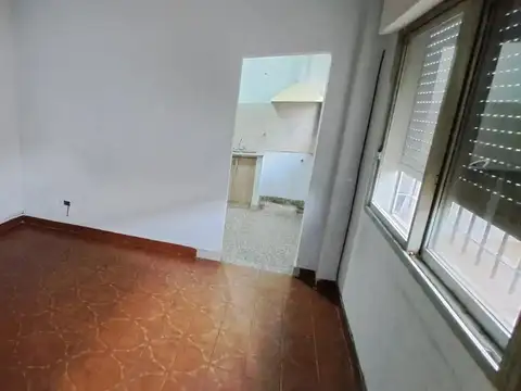 Gavilán 659 , Piso fdo