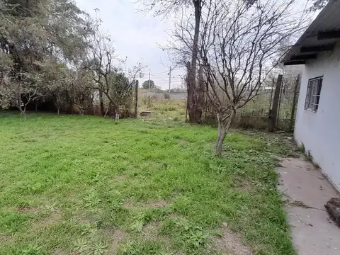 Casa 4 ambientes con 1 baño