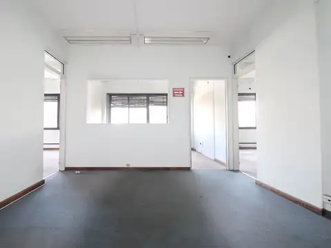 Oficina Comercial  Piso Entero Venta Microcentro.