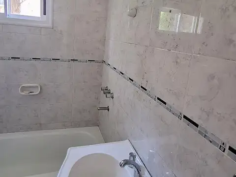 Departamento en Venta en Ezpeleta Oeste, USD 90.000