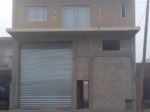 Deposito + Loft en planta alta en Merlo