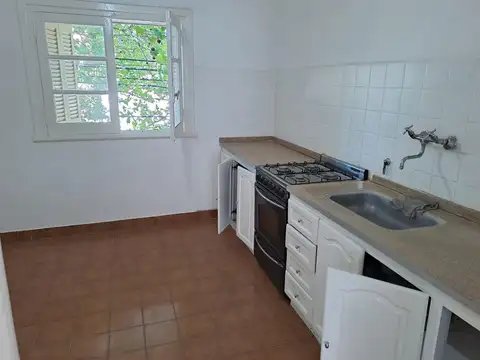 Depto Tipo Casa 3 ambientes con 1 baño