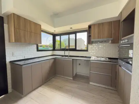 Casa en Venta en Lagoon Pilar, USD 329.000