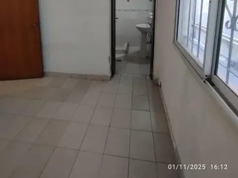 Depto Tipo Casa en Alquiler de 4 dormitorios